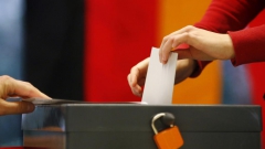 D01_RTRMADP_3_GERMANY-ELECTIONS_0.JPG